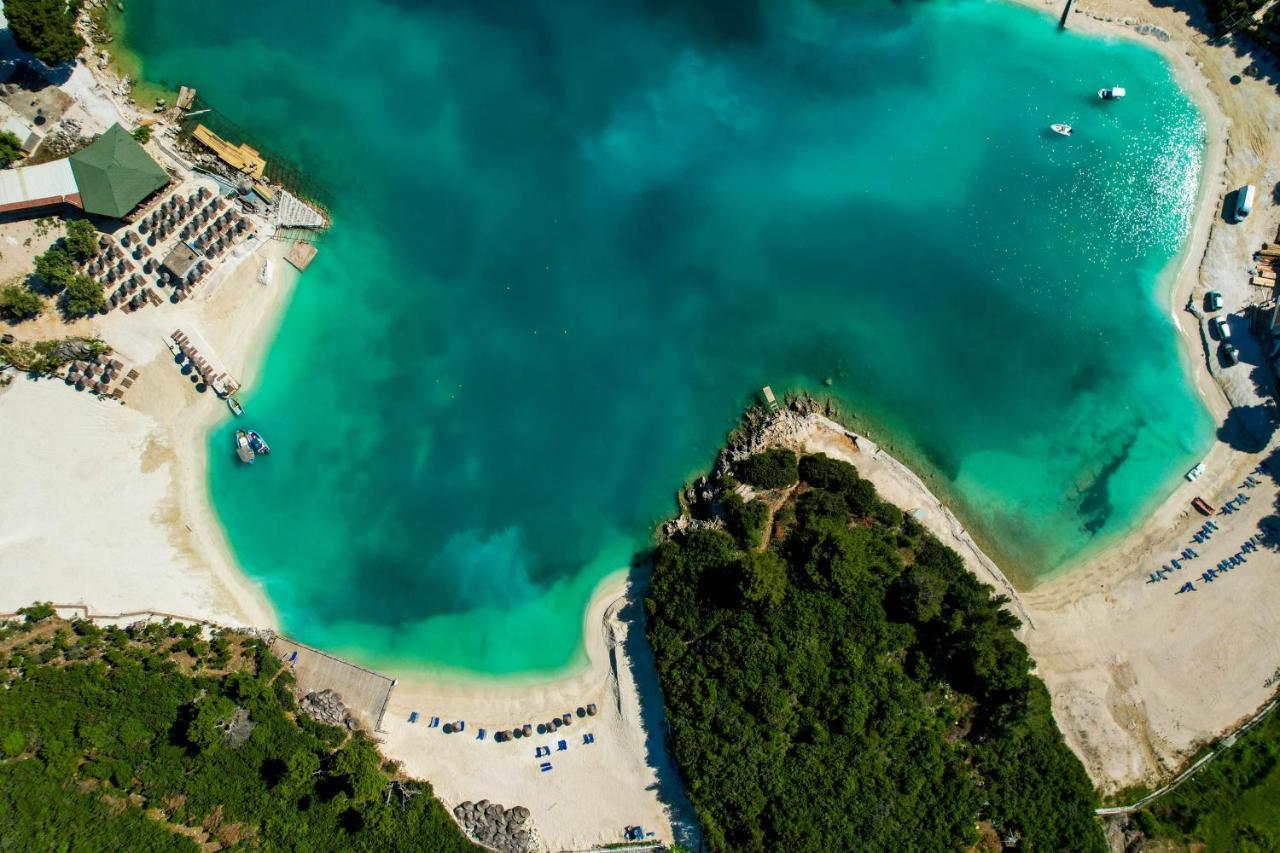 Hotel Two Mermaids Ksamil Extérieur photo