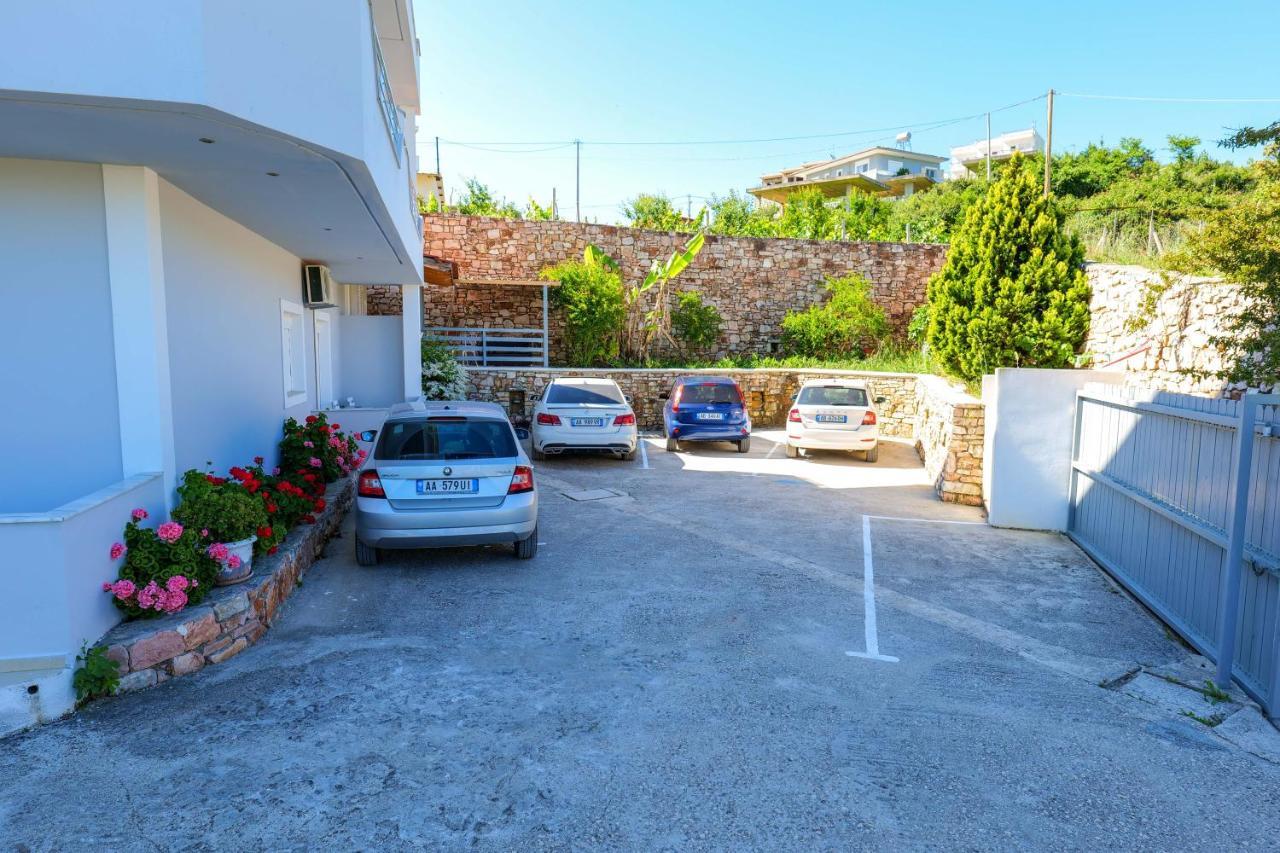 Hotel Two Mermaids Ksamil Extérieur photo