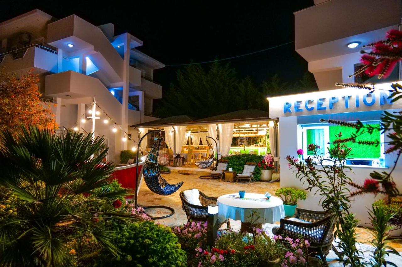 Hotel Two Mermaids Ksamil Extérieur photo