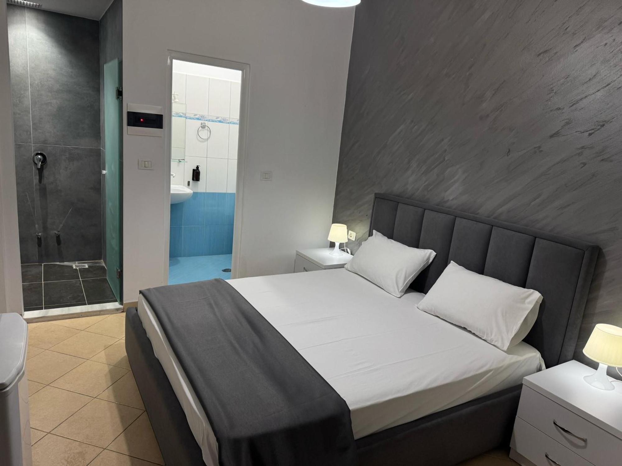 Hotel Two Mermaids Ksamil Extérieur photo