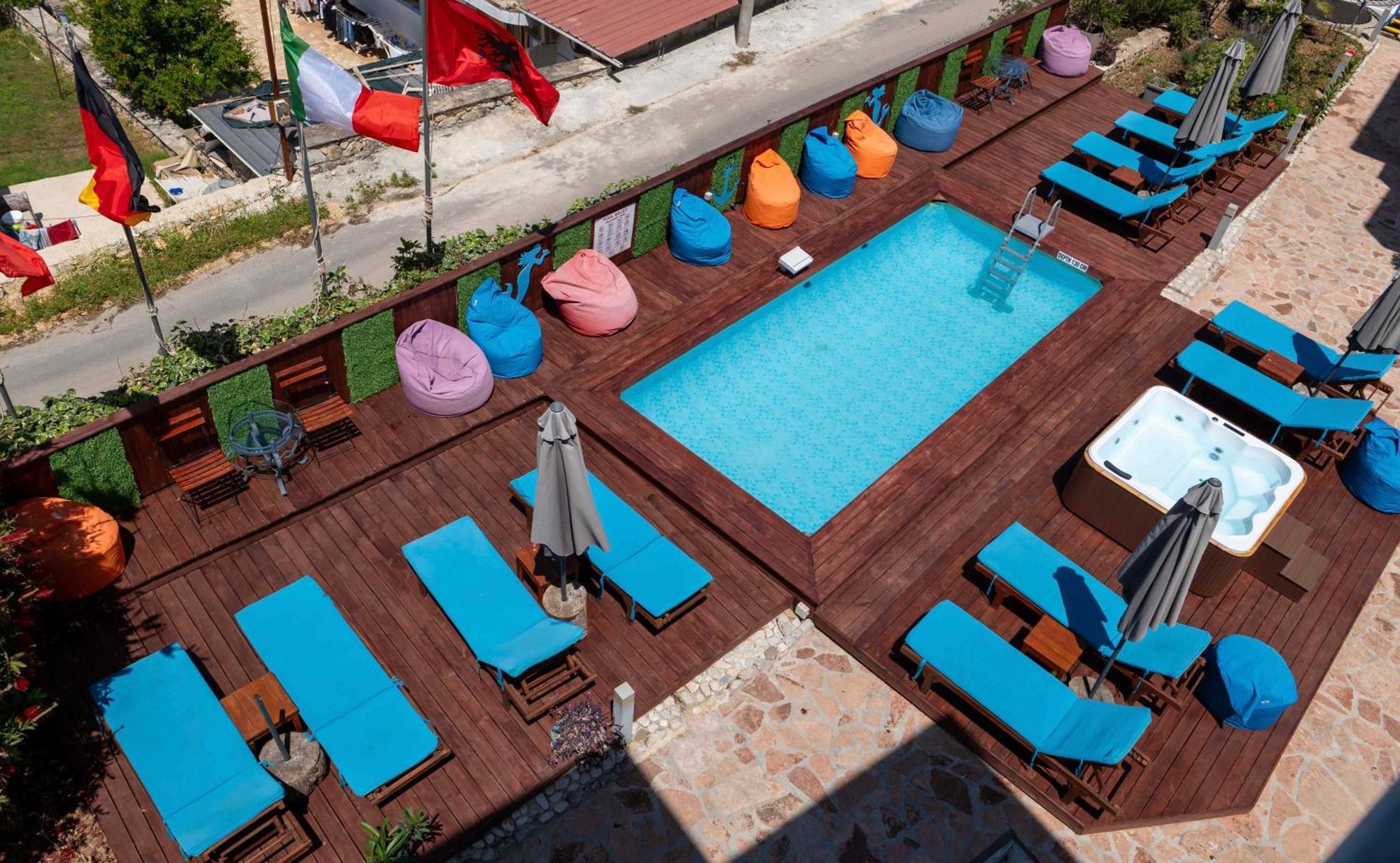 Hotel Two Mermaids Ksamil Extérieur photo