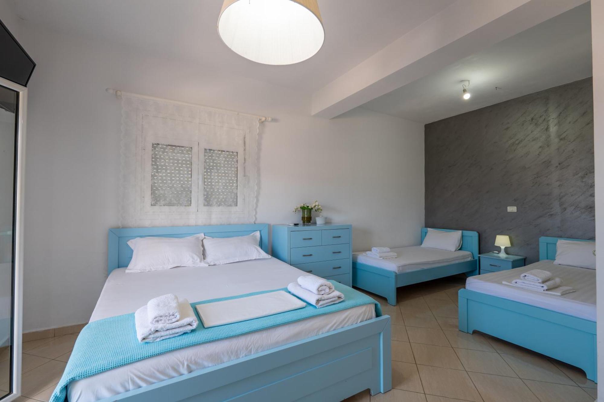 Hotel Two Mermaids Ksamil Extérieur photo