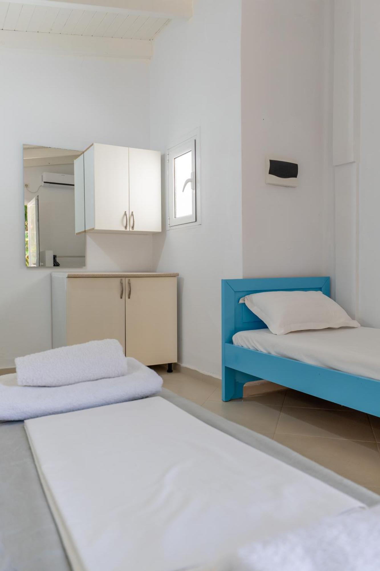 Hotel Two Mermaids Ksamil Extérieur photo